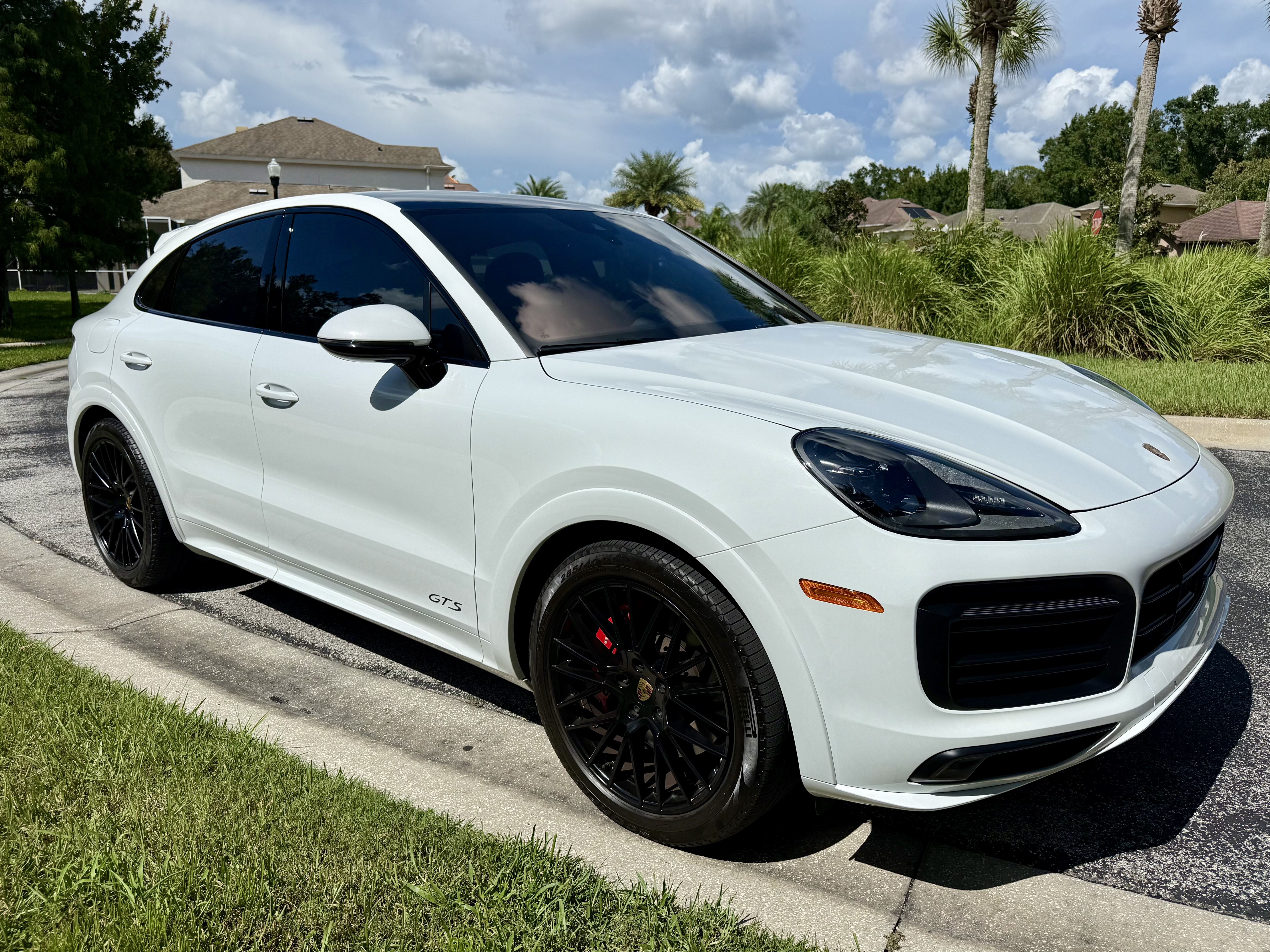 Used 2021 Porsche Cayenne GTS AWD/4WD image 10