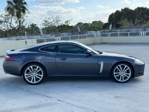 Used 2007 Jaguar XKR R image 8