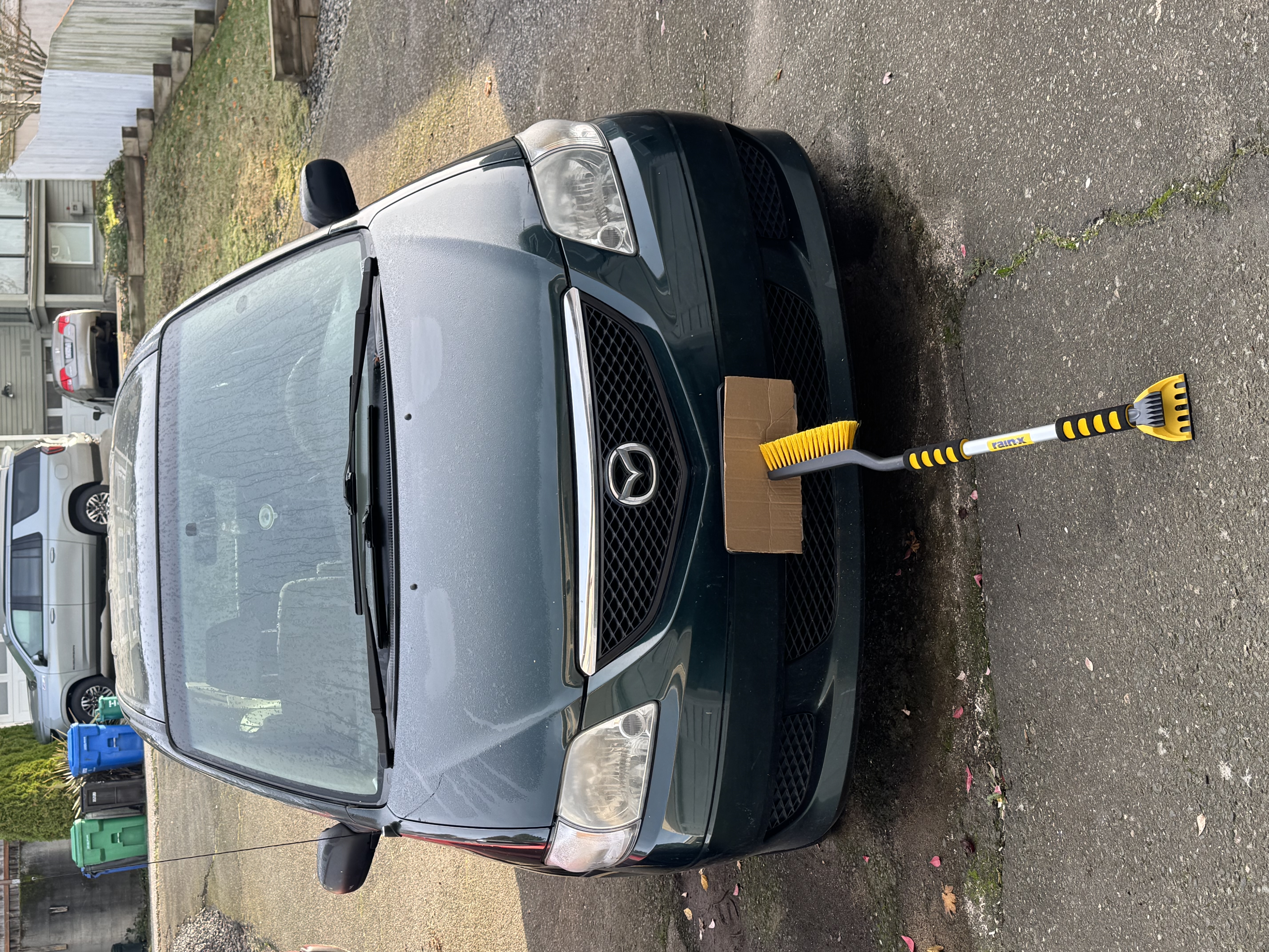 Used 2003 MAZDA MPV LX FWD image 1