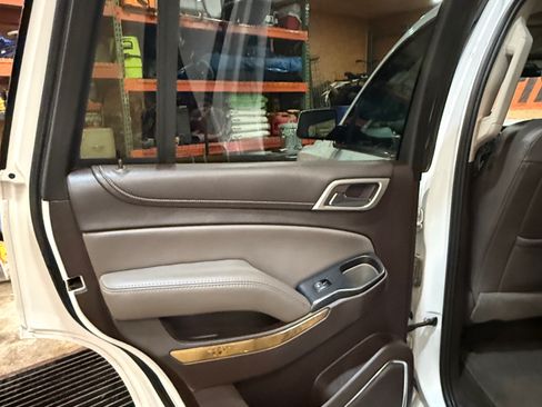 Used 2017 GMC Yukon Denali w/ Open Road Package image 9