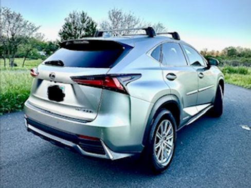Used 2019 Lexus NX 300h AWD w/ Comfort Package image 9