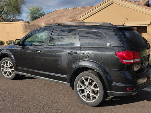 Used 2012 Dodge Journey R/T w/ Flexible Seating Group image 2