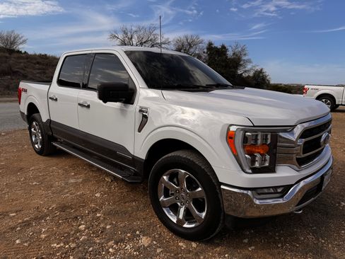 Used 2021 Ford F150 XLT w/ Equipment Group 302A High image 8