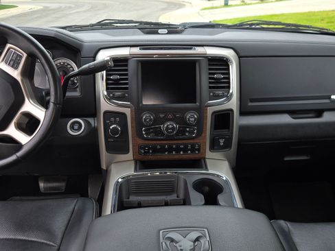 Used 2018 RAM 2500 Laramie image 8