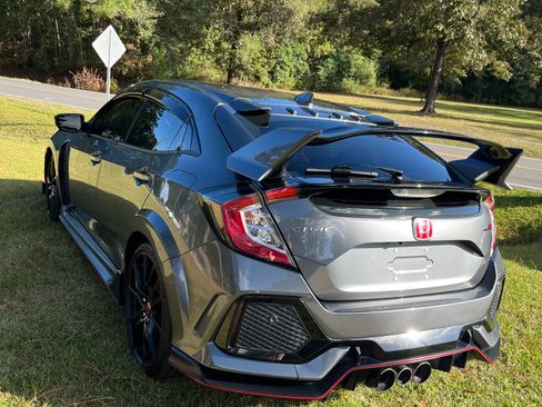 Used 2019 Honda Civic Type R image 2