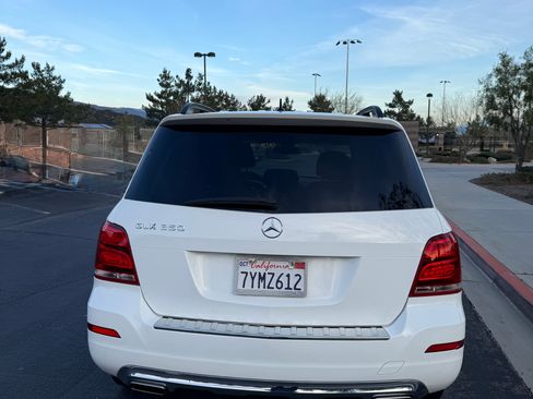 Used 2015 Mercedes-Benz GLK 350 GLK 350 Sport Utility 4D image 8