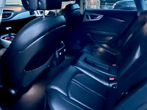 Used 2013 Audi S7 Prestige w/ Comfort Seating Pkg image 9