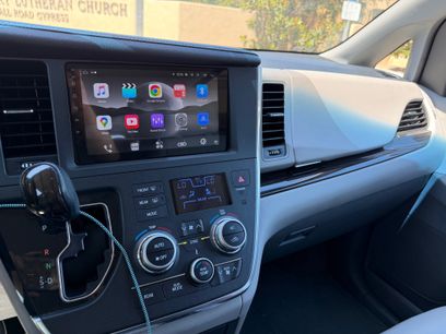 Used 2015 Toyota Sienna XLE