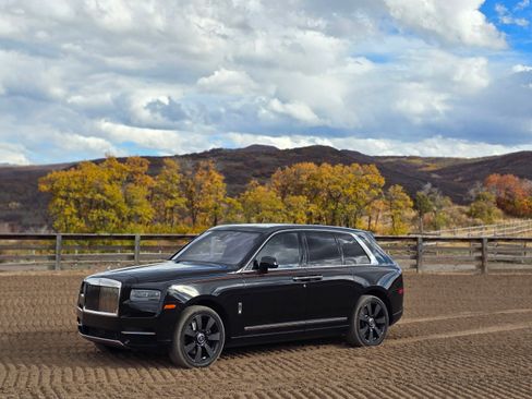 Used 2019 Rolls-Royce Cullinan image 9