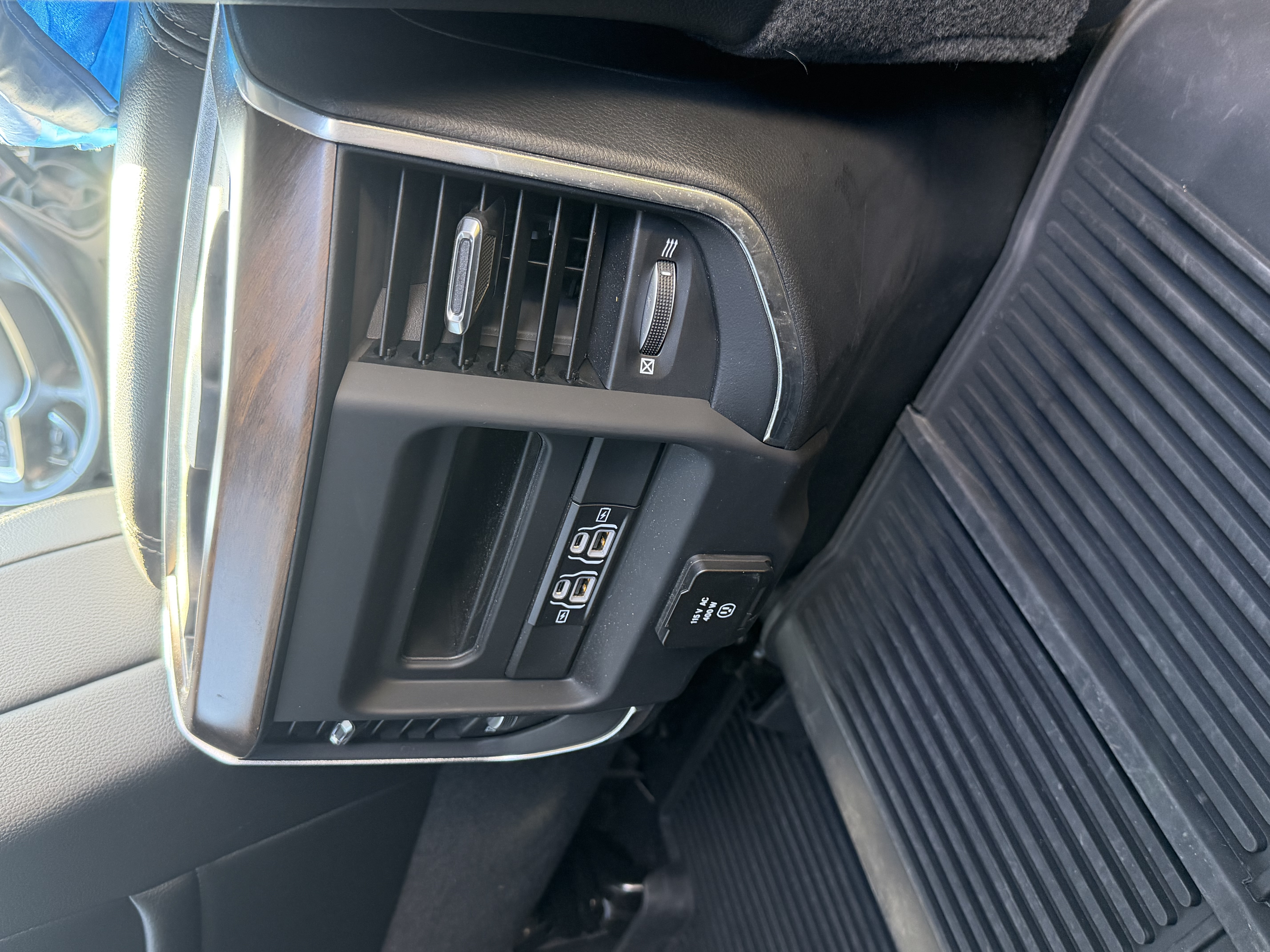 Used 2022 RAM 3500 Laramie w/ Max Tow Package AWD/4WD image 18