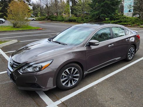 Used 2016 Nissan Altima 2.5 SL w/ 2.5 Technology w/LED Package image 1