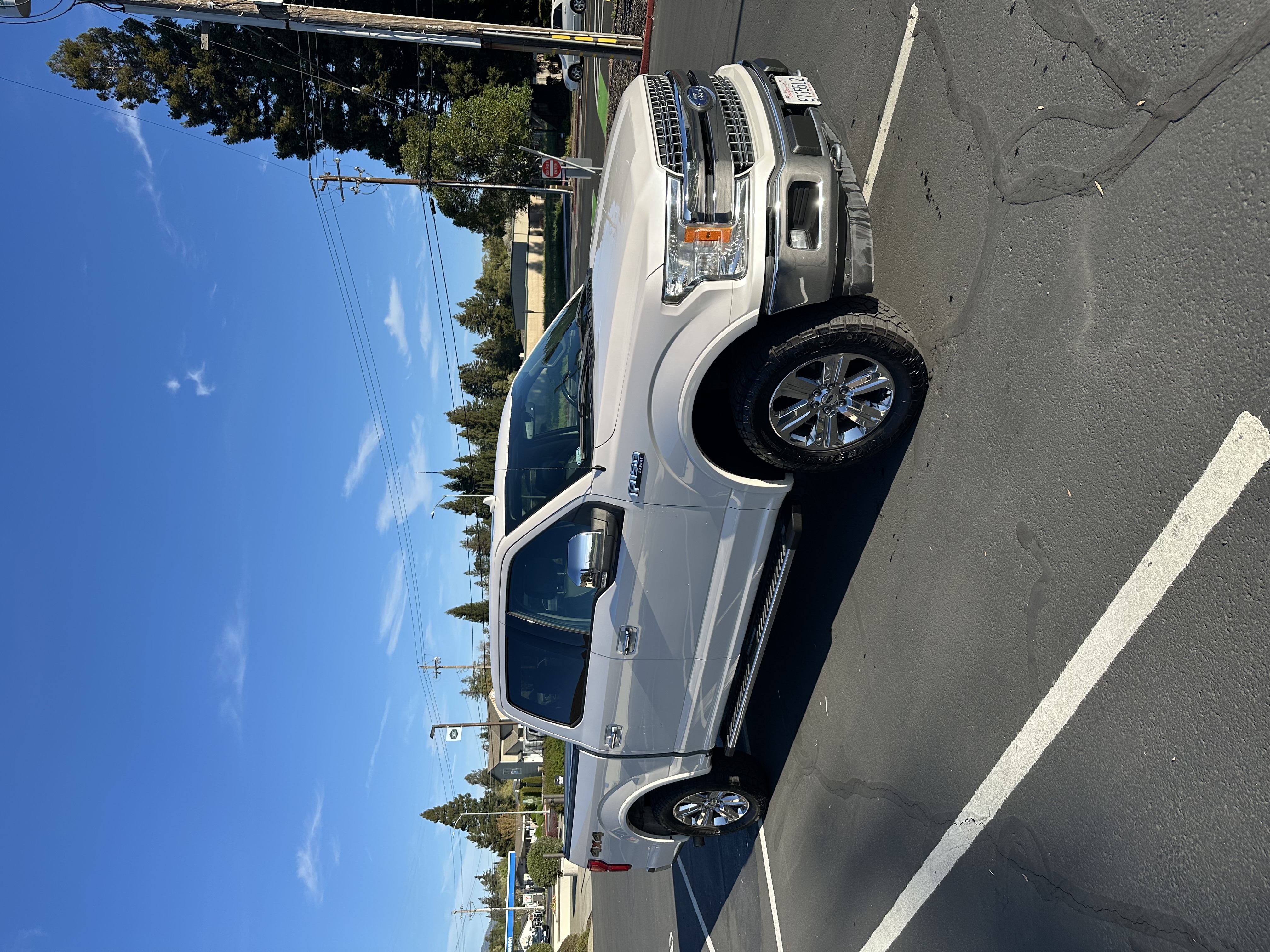 Used 2018 Ford F150 Lariat w/ Equipment Group 501A Mid AWD/4WD image 1