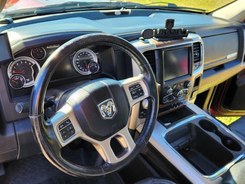 Used 2016 RAM 1500 Laramie w/ Convenience Group image 20