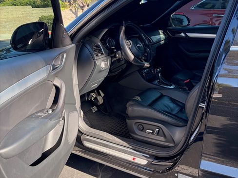 Used 2018 Audi Q3 2.0T Premium Plus w/ Premium Plus Package FWD image 9