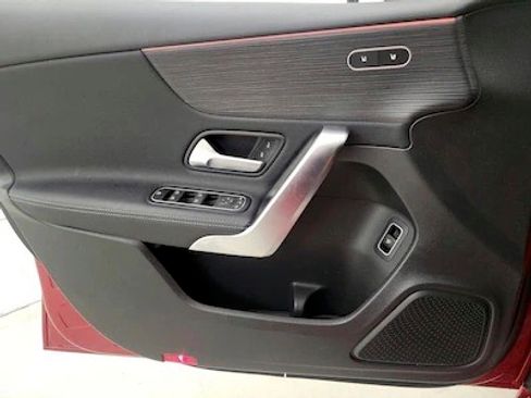 Used 2021 Mercedes-Benz A 220 4MATIC image 14