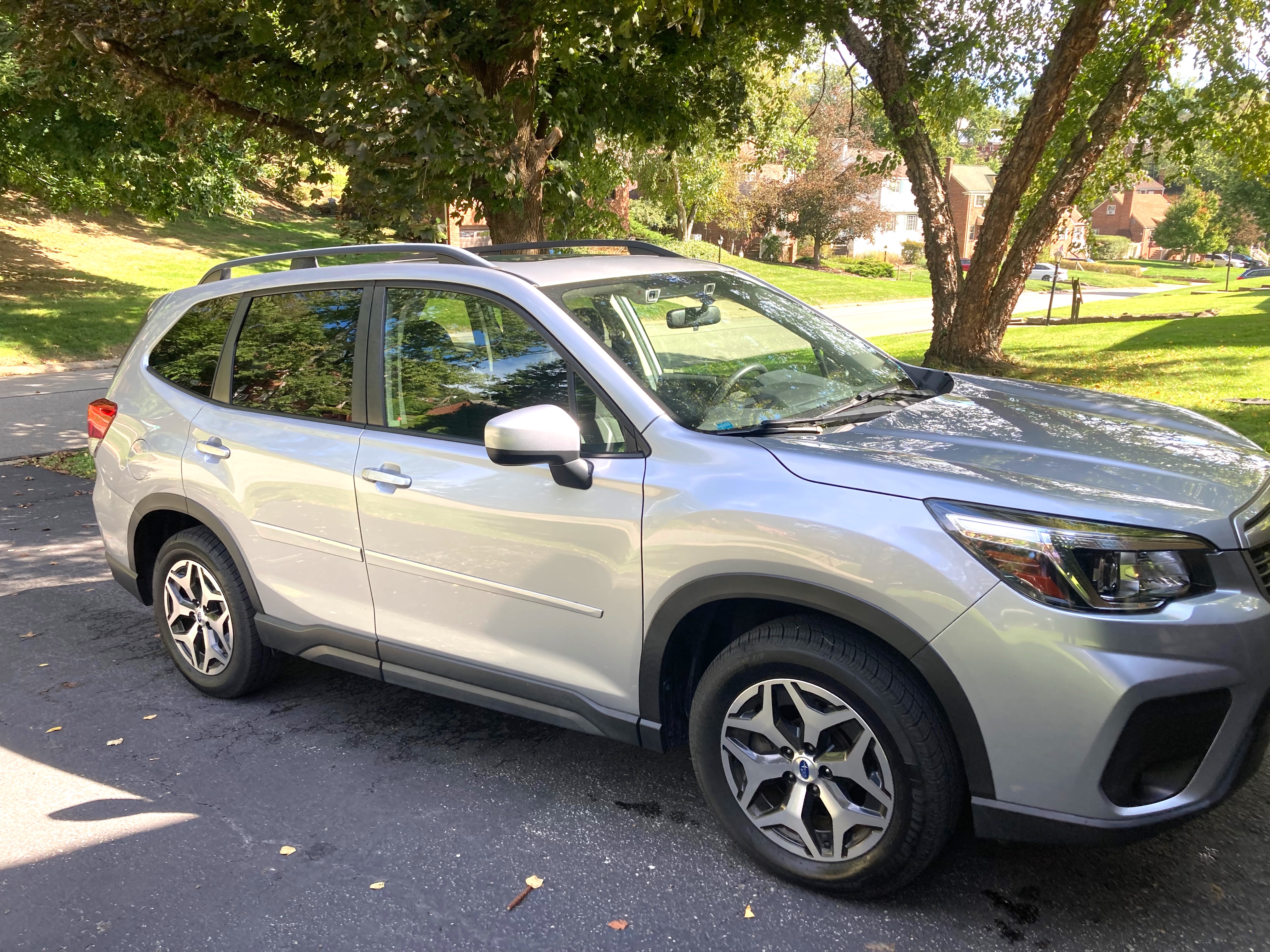 Used 2019 Subaru Forester Premium w/ All-Weather Package AWD/4WD image 1