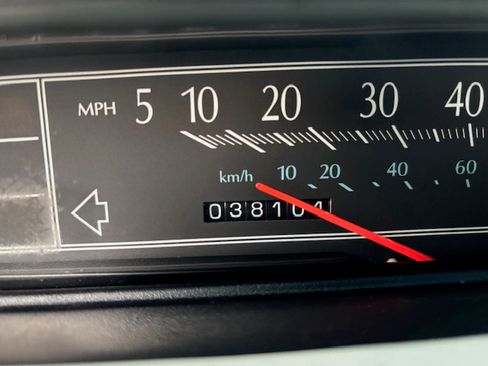 Used 1992 Cadillac De Ville Sedan image 5