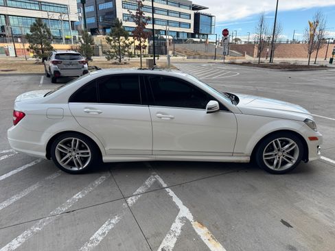 Used 2014 Mercedes-Benz C 300 4MATIC Sedan image 5