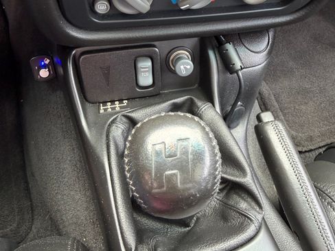 Used 2000 Pontiac Firebird Formula image 18