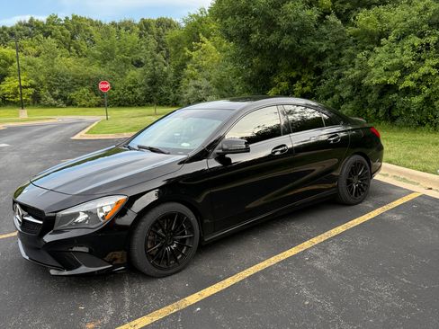 Used 2016 Mercedes-Benz CLA 250 4MATIC image 4