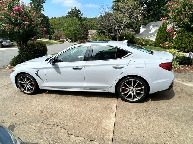 Used 2020 Genesis G70 3.3T w/ Elite Package AWD/4WD image 4