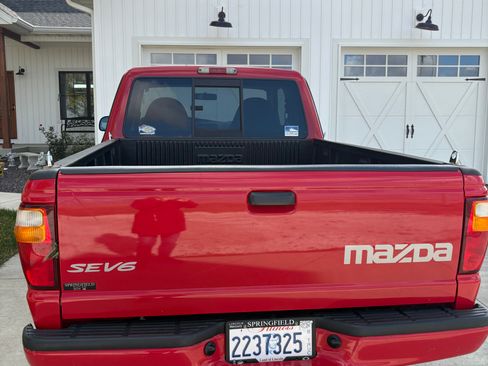 Used 2001 MAZDA B-Series Pickup 4x4 Cab Plus B3000 image 5