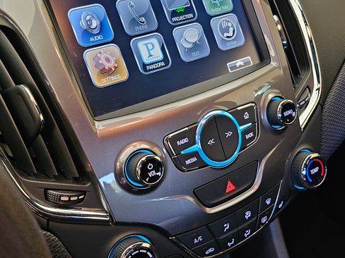 Used 2016 Chevrolet Cruze LT w/ Sun And Sound Package image 16