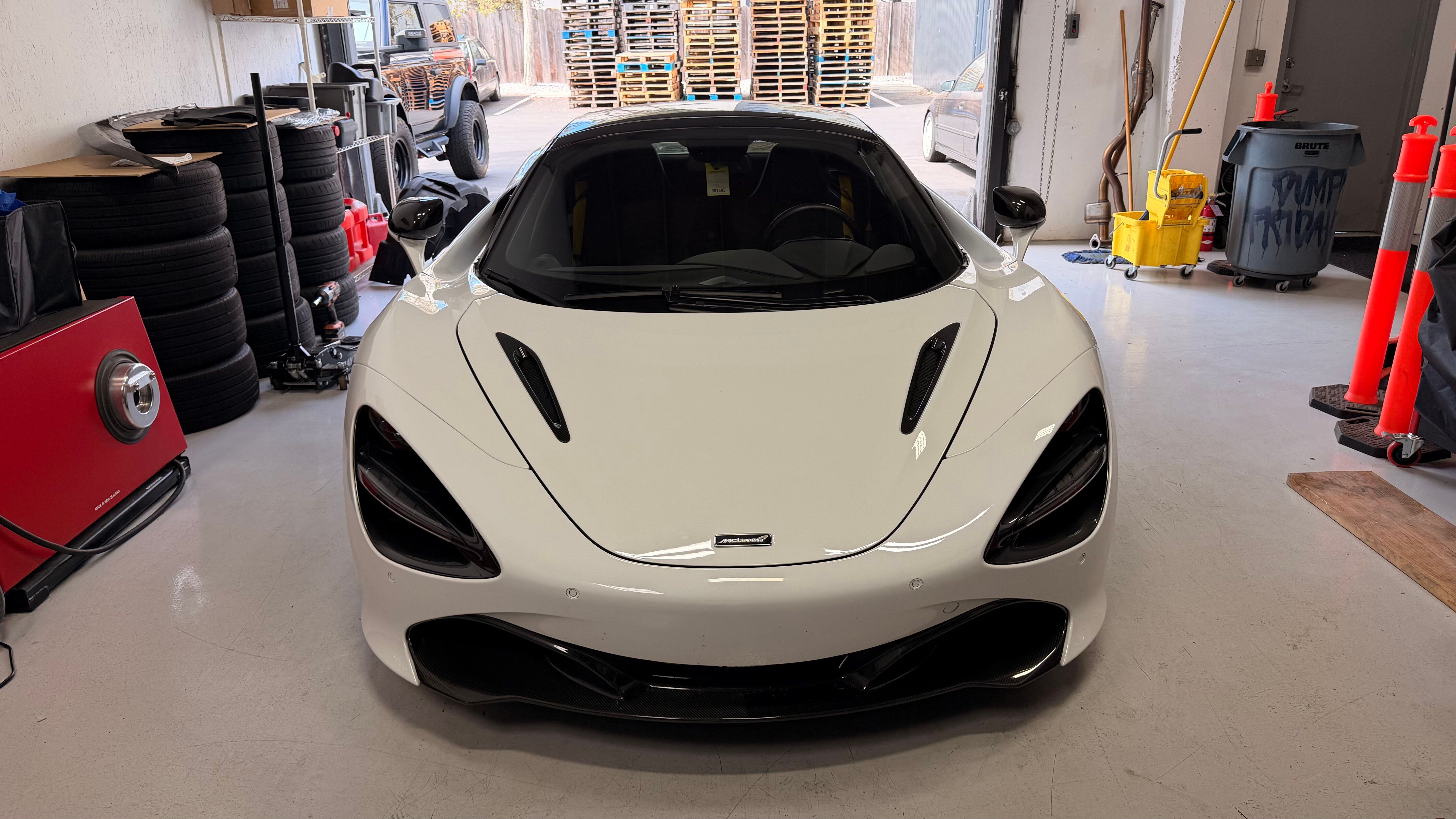 Used 2022 McLaren 720S Spider RWD image 18