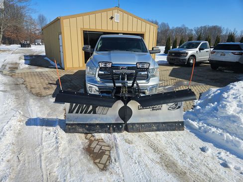 Used 2014 RAM 1500 Big Horn image 9