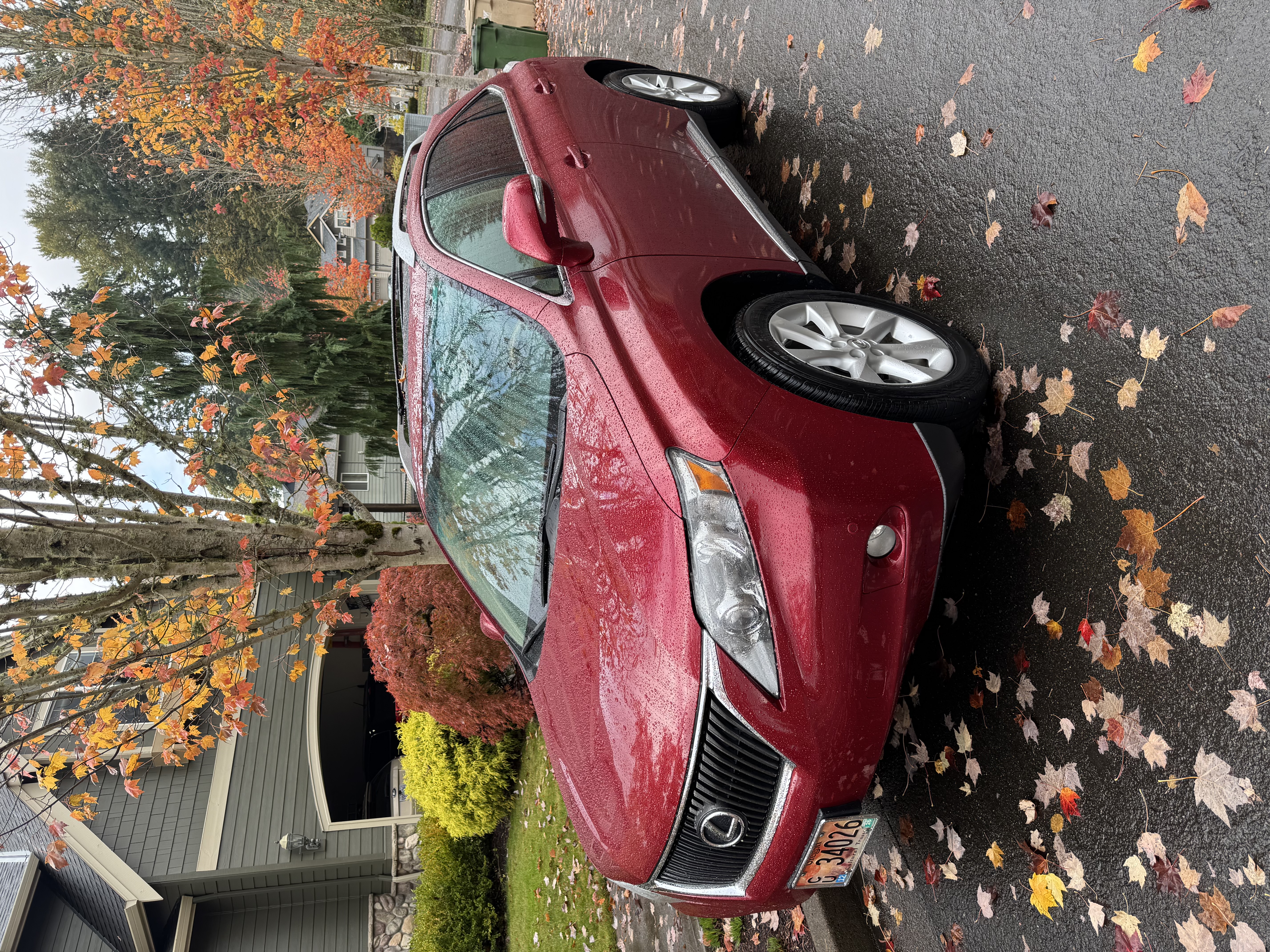 Used 2011 Lexus RX 350 AWD w/ Premium Pkg image 2