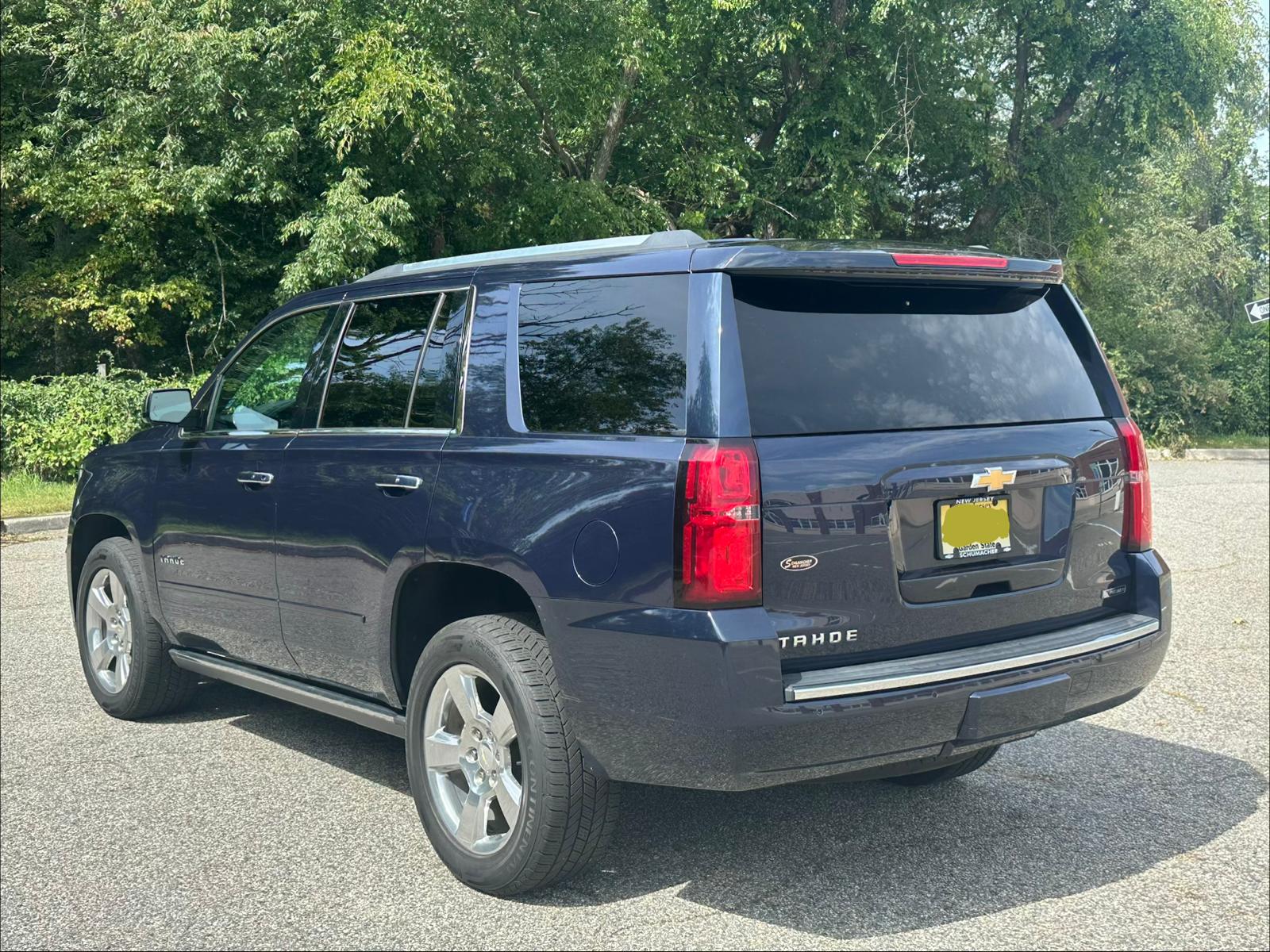 Used 2018 Chevrolet Tahoe Premier AWD/4WD image 8