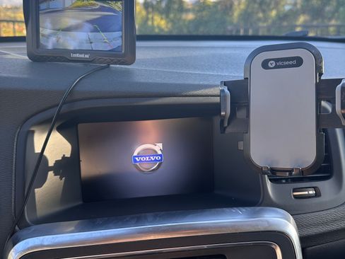 Used 2012 Volvo S60 T5 image 17