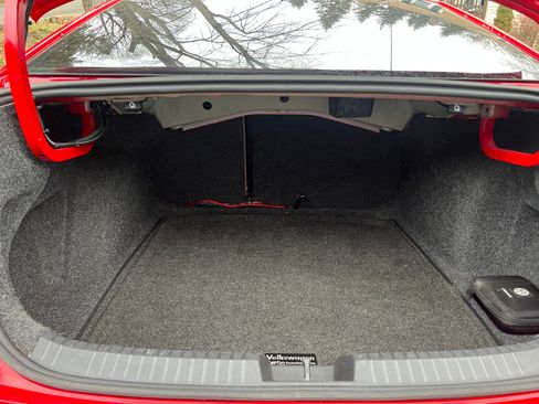 Used 2019 Volkswagen Jetta SE image 26