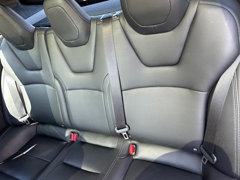 Used 2020 Tesla Model S Long Range Plus image 13