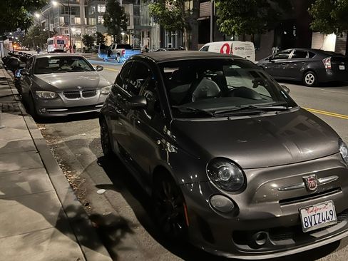 Used 2014 FIAT 500 GQ Edition image 2