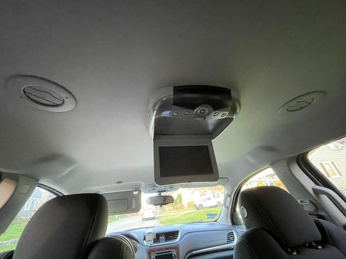 Used 2013 Chevrolet Traverse LT w/ All-Star Edition AWD/4WD image 12