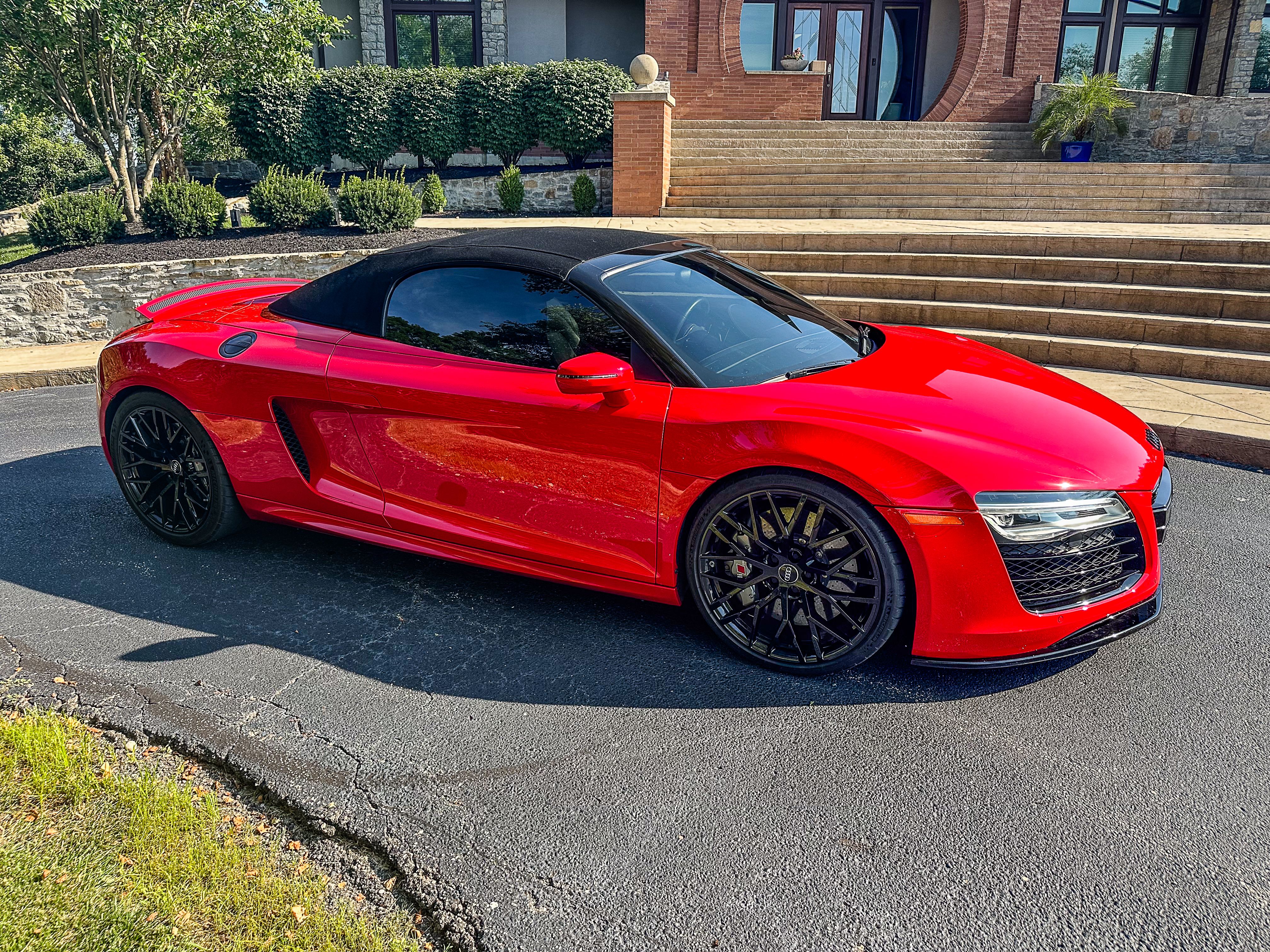Used 2014 Audi R8 V10 w/ Ceramic Brake Package AWD/4WD image 11