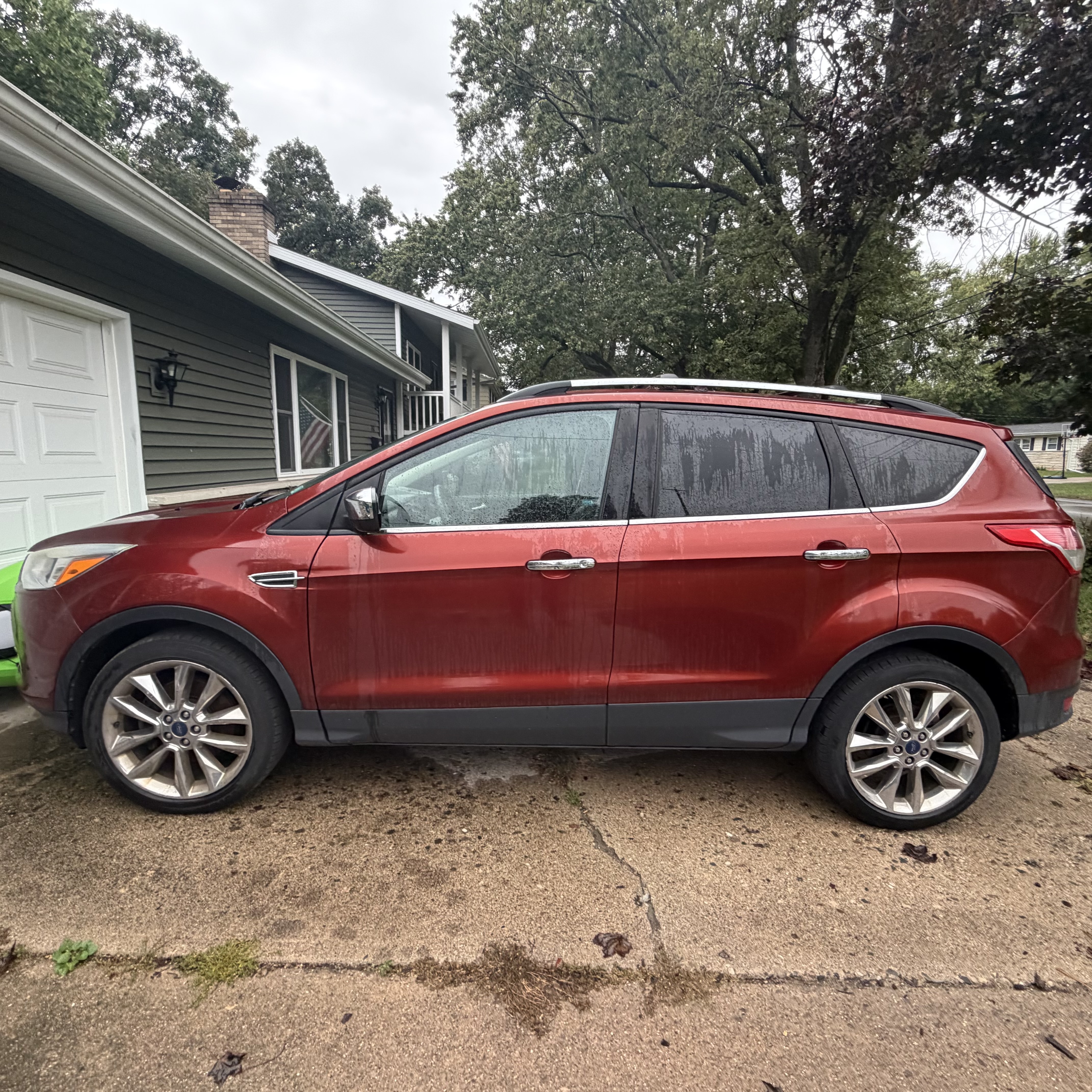 Used 2016 Ford Escape SE w/ SE Chrome Package AWD/4WD image 5