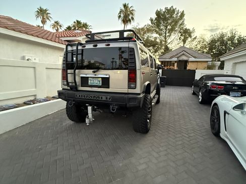 Used 2005 HUMMER H2 w/ Preferred Equipment Group AWD/4WD image 9