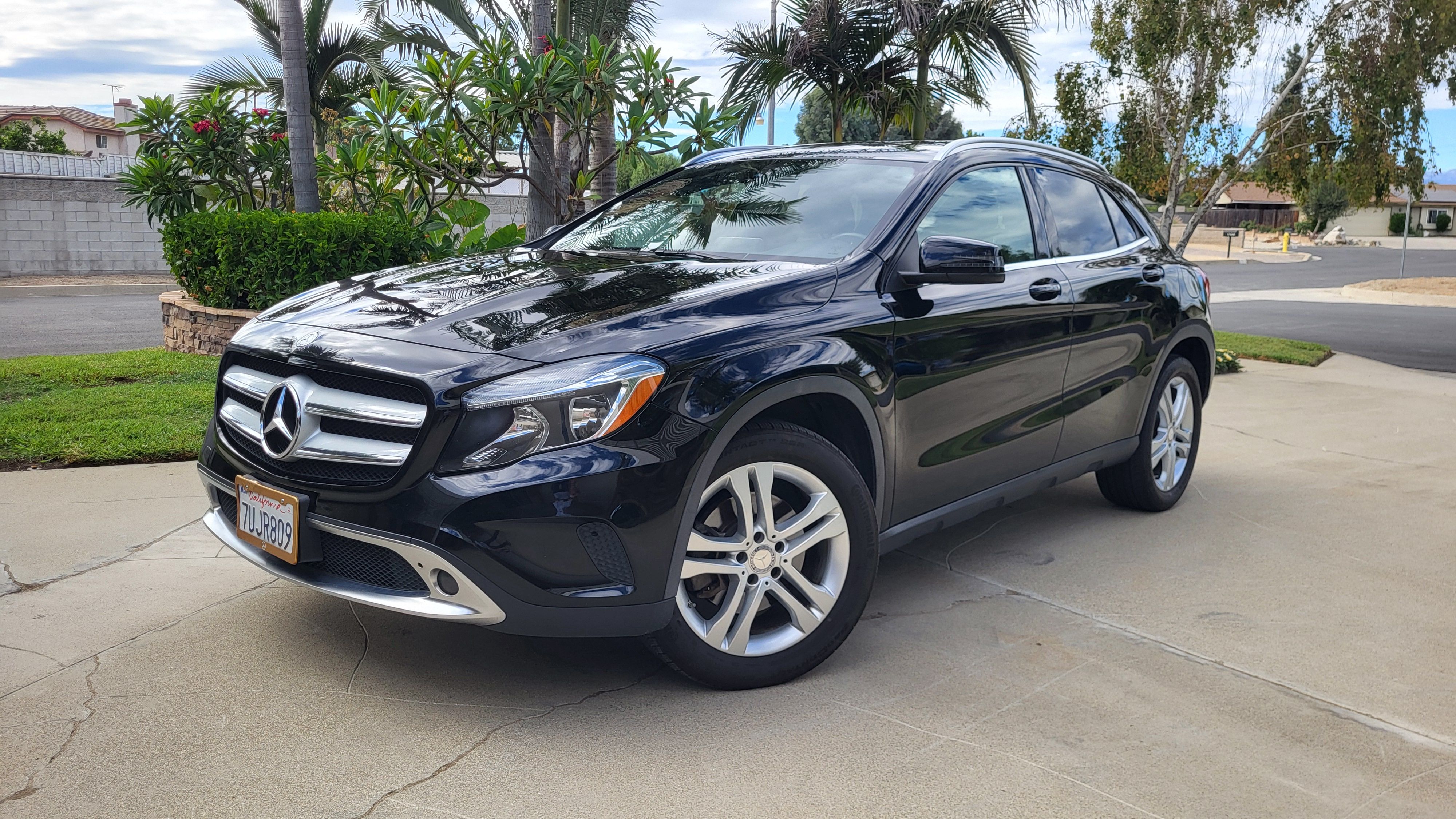 Used 2017 Mercedes-Benz GLA 250 4MATIC image 2