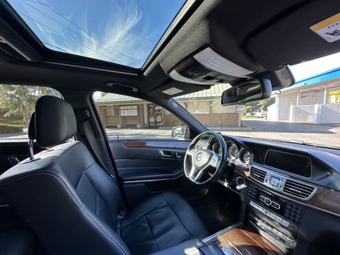 Used 2014 Mercedes-Benz E 350 4MATIC Sedan image 16