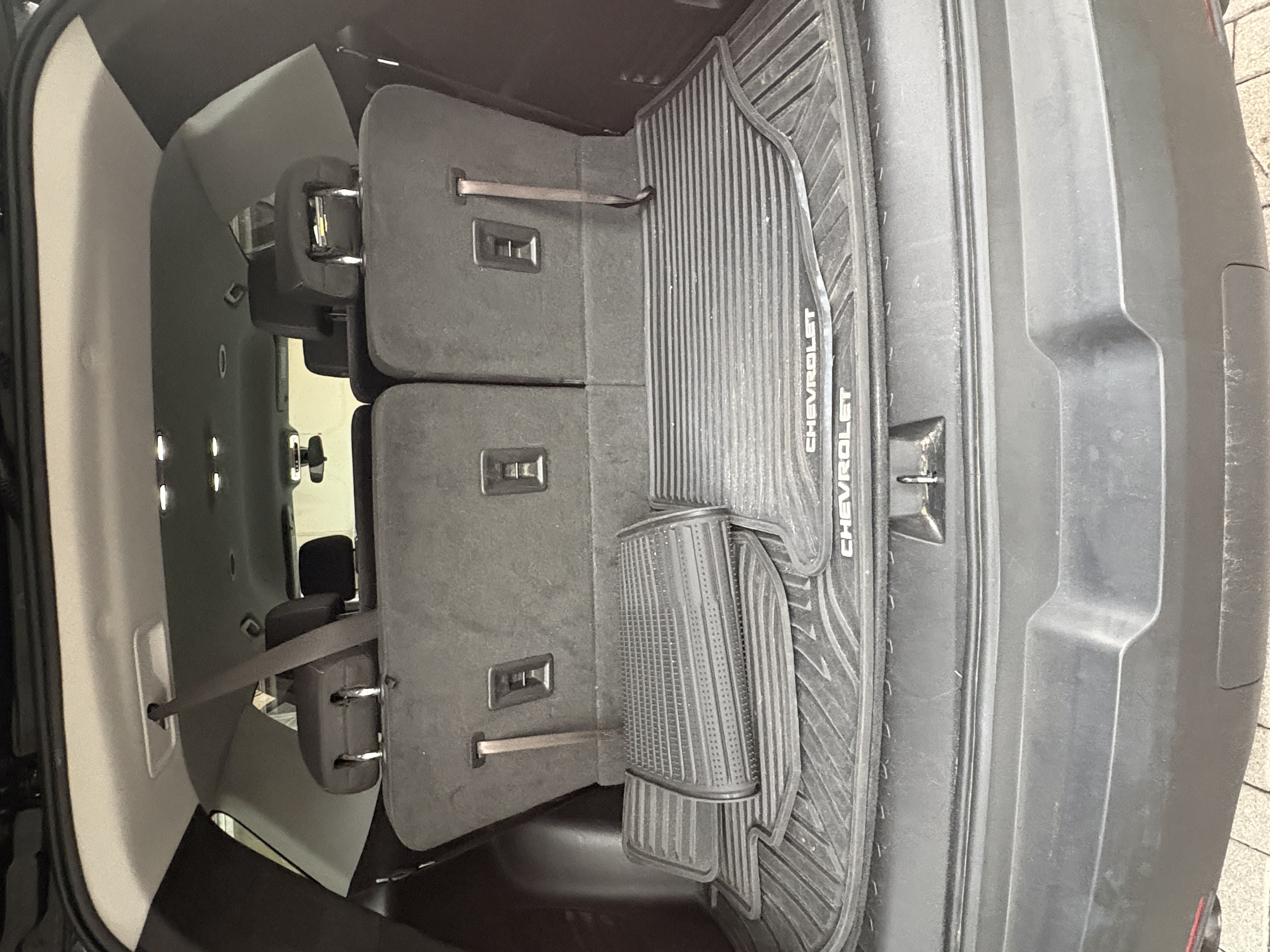 Used 2020 Chevrolet Traverse LS FWD image 17