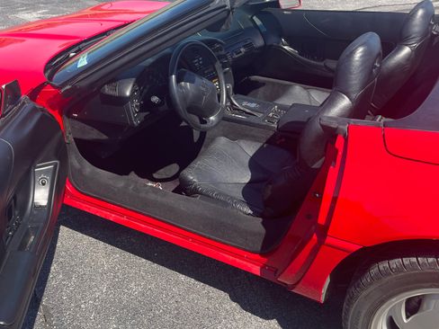 Used 1995 Chevrolet Corvette Convertible image 8