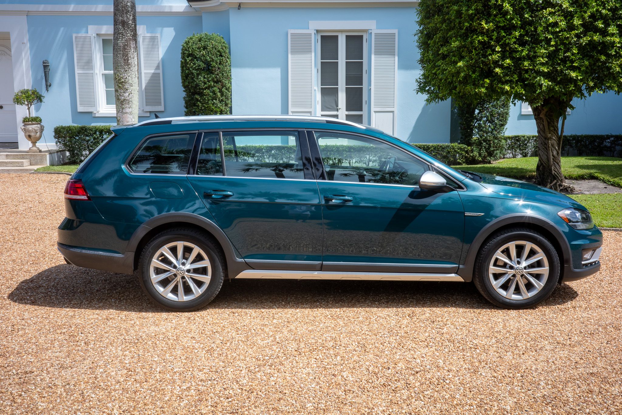 Used 2018 Volkswagen Golf Alltrack SE AWD/4WD image 6