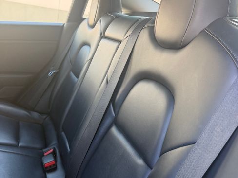 Used 2021 Tesla Model 3 Standard Range Plus RWD image 15
