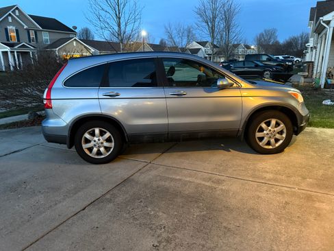 Used 2009 Honda CR-V EX-L image 2