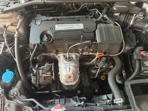 Used 2015 Honda Accord EX-L image 12