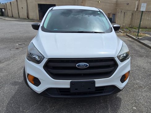 Used 2018 Ford Escape S image 5