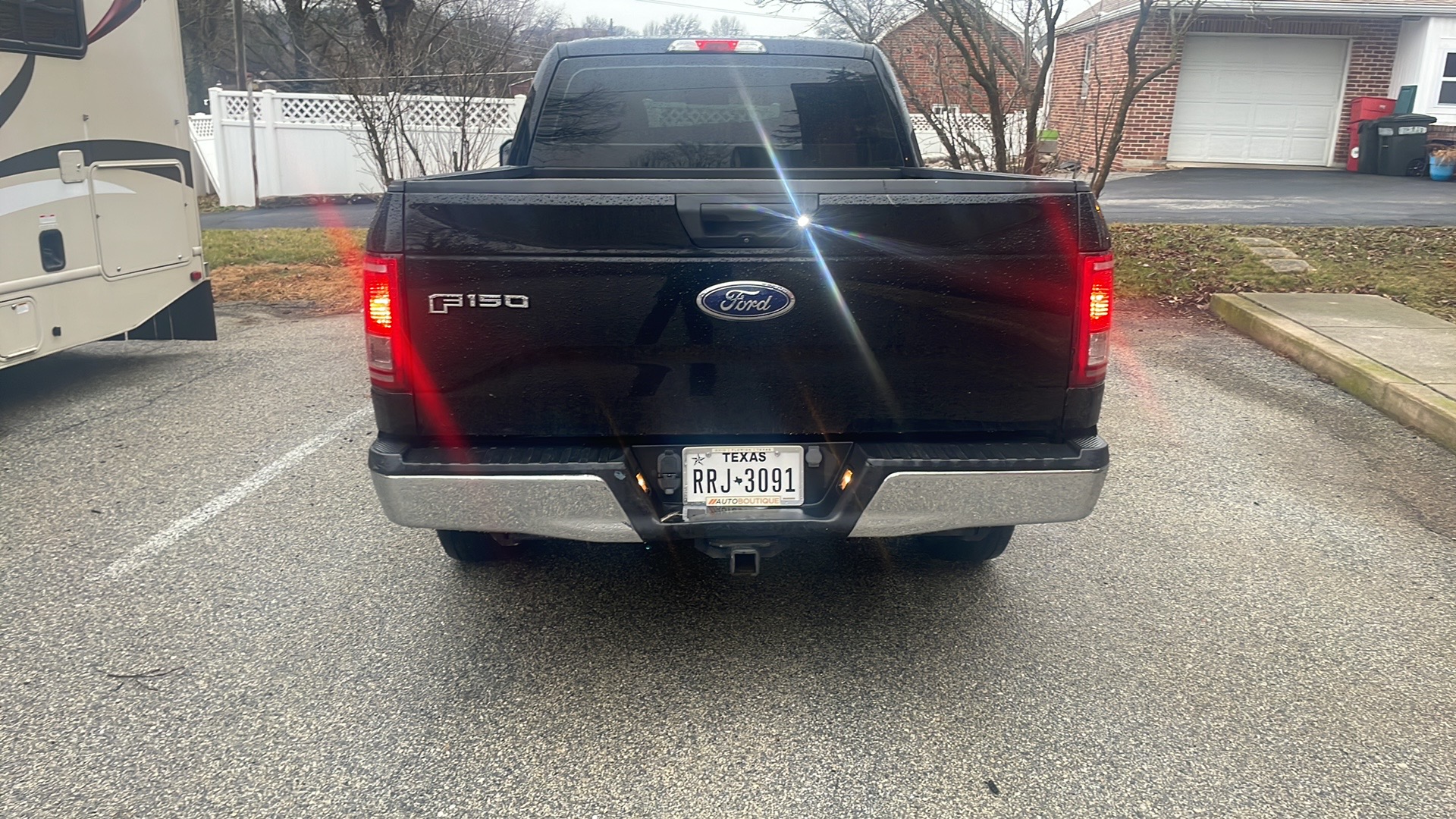 Used 2016 Ford F150 XL w/ Equipment Group 101A Mid AWD/4WD image 4