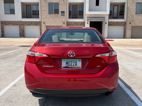 Used 2016 Toyota Corolla LE FWD image 9